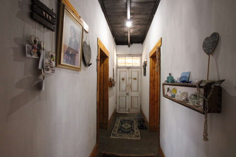 2 Bedroom Property for Sale in Fraserburg Northern Cape